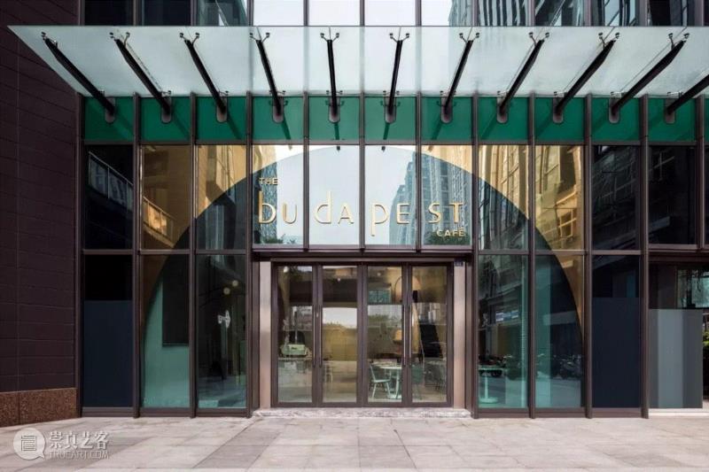 成都女孩15岁起喝遍全球1000家咖啡馆，19岁成为网红店主！,咖啡馆,成都,店主,女孩,电影,布达佩斯,咖啡店,小钟,墨尔本,饭店