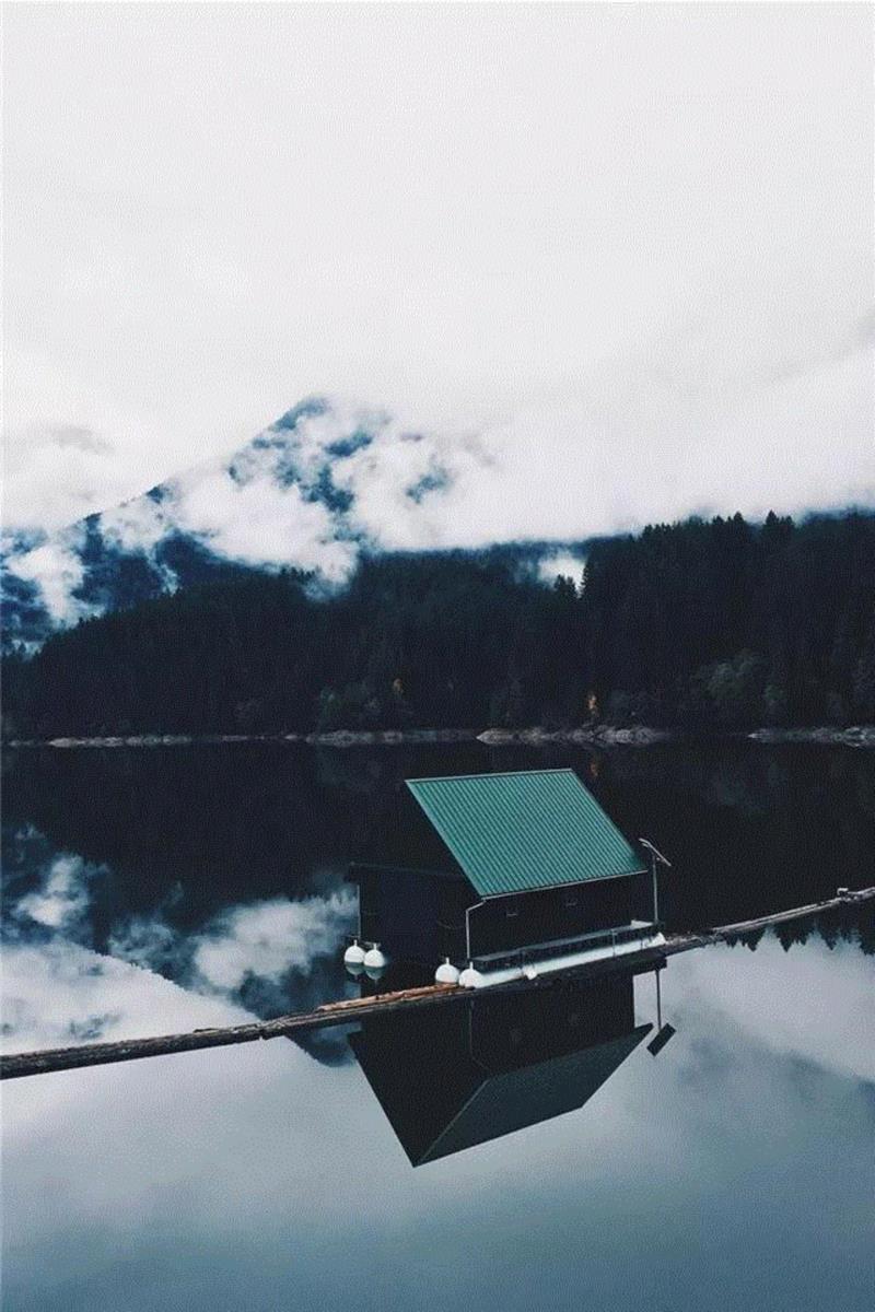 张爱玲：年青的时候,张爱玲,年青,汝良,西亚,结婚,头发,德文,侧面,俄国,父亲