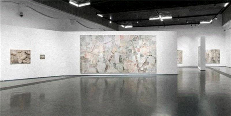 夏禹个展现场,蜂巢评论 | 夏禹：虚实，轻重与透明的坦培拉,坦培拉,夏禹,蜂巢,虚实,评论,水墨,蜂巢当代艺术中心,透明性,Tempera,Hive