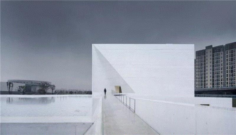 ? 建筑译者：姚力,谢子龙影像艺术馆，寻心灵的圣光 / 魏春雨·地方工作室,影像,谢子龙,艺术馆,魏春雨,圣光,工作室,建筑,姚力,混凝土,白色
