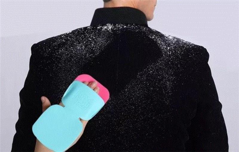 呢大衣毛衣粘毛沾灰，你还在用胶带吗？看看她们是怎么轻松除尘的,除尘,大衣,毛衣,胶带,衣服,灰尘,美美贴,韩国,清洗,衣物