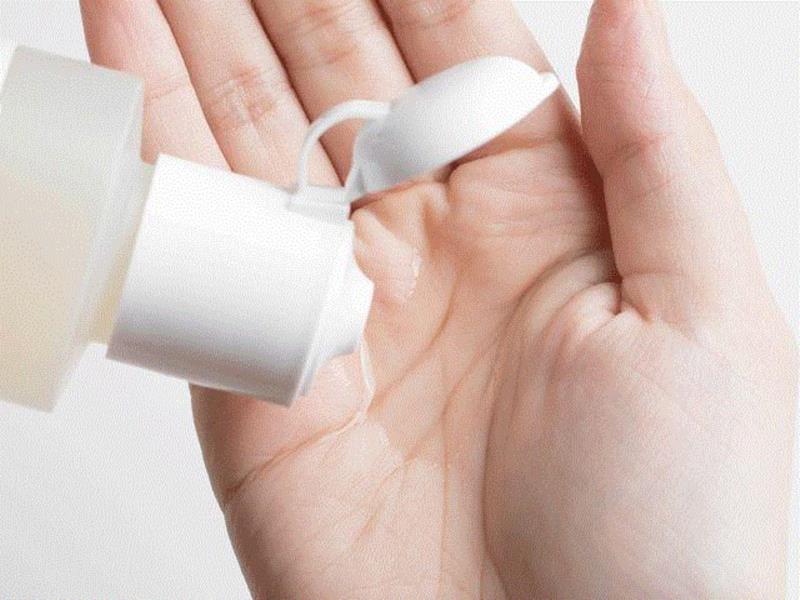 日本皇室御用化妆水，一瓶搞定保湿、祛痘、抗敏……,日本,化妆,皇室,抗敏,毛毛,皮肤,品牌,过敏,香水,酒精