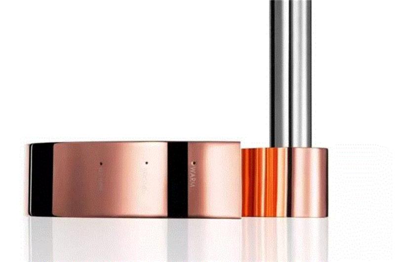 化妆台上有那么多美美的化妆品，化妆镜可不能丑。,你有多美，它更清楚,化妆,AMIRO,灯光,亮度,光源,日光,模拟,黑镜,镜子,底座