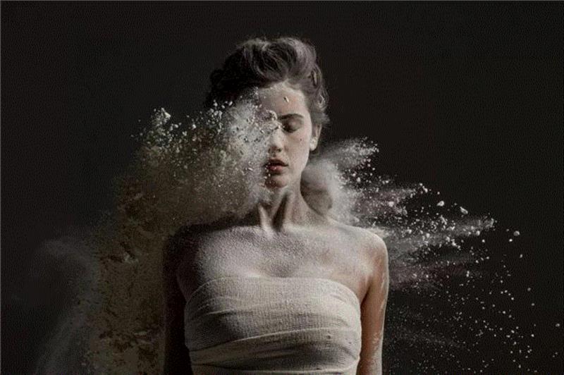 他拍下芭蕾舞者的绝妙人体，张张震撼人心！