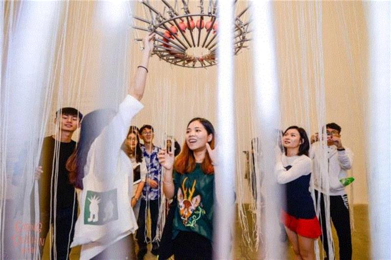 年会场地推荐|华·艺术沙龙给你最特别的呈现,年会,艺术沙龙,推荐,美术馆,沙龙,华侨城,BOSS,企业,艺术书,何香凝美术馆