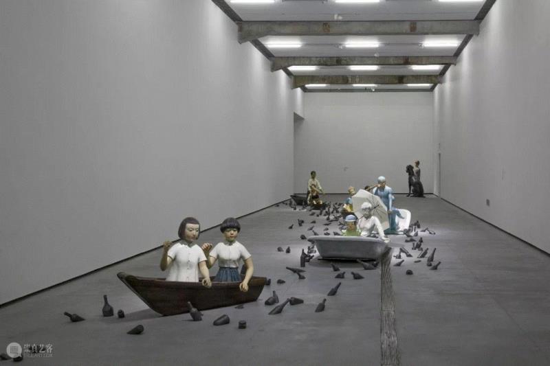 《一江春水向东流》, 103×86×170cm,110×290×128cm,138×170×113c
