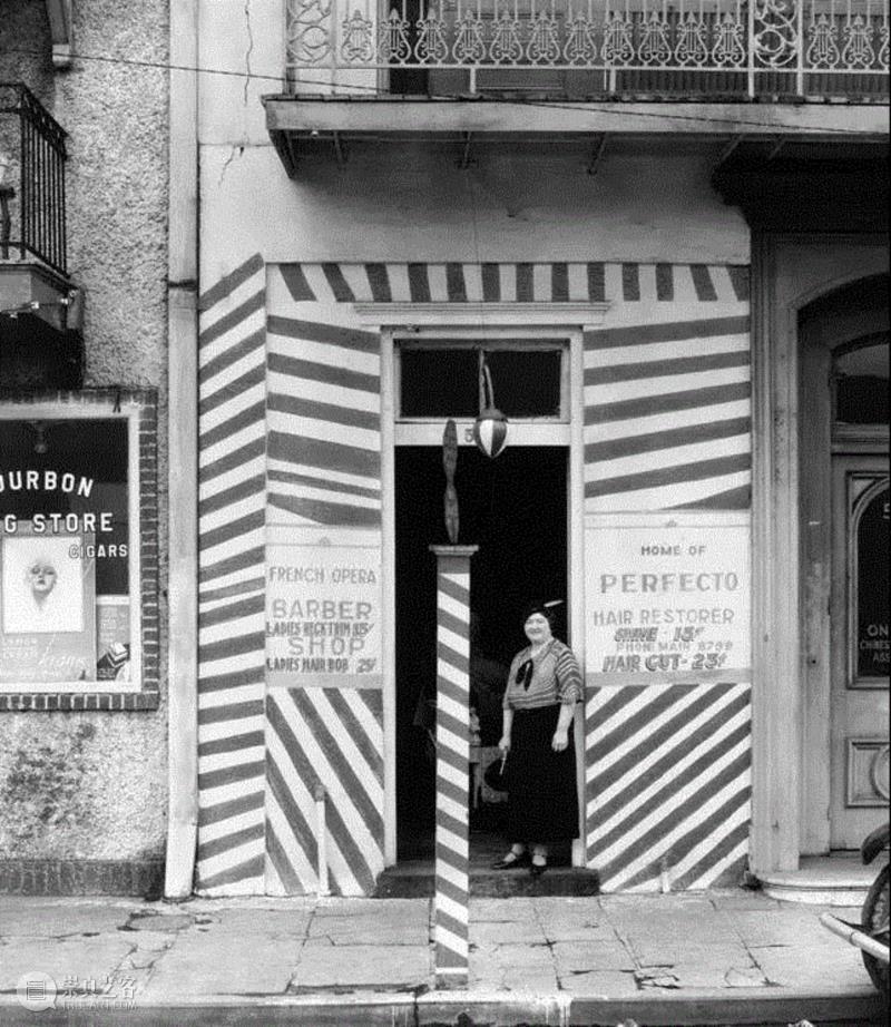 沃克·埃文斯，《人行道和店面》,Readings | 失序的时空——摄影书的阅读线索,Readings,时空,摄影书,影像,摄影,书籍,史川德,影集,沃克,埃文斯