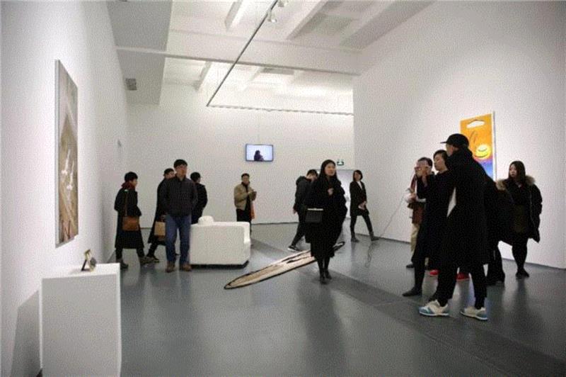 ▲ 展览现场 ,现场回顾 |“李维伊:个人陈述” 表与里、现象与本质、真实与虚构在此接受拷问,李维伊,虚构,蜂巢,蜂巢当代艺术中心,生成,Hive,HBP,同济大学,Beijing,Center