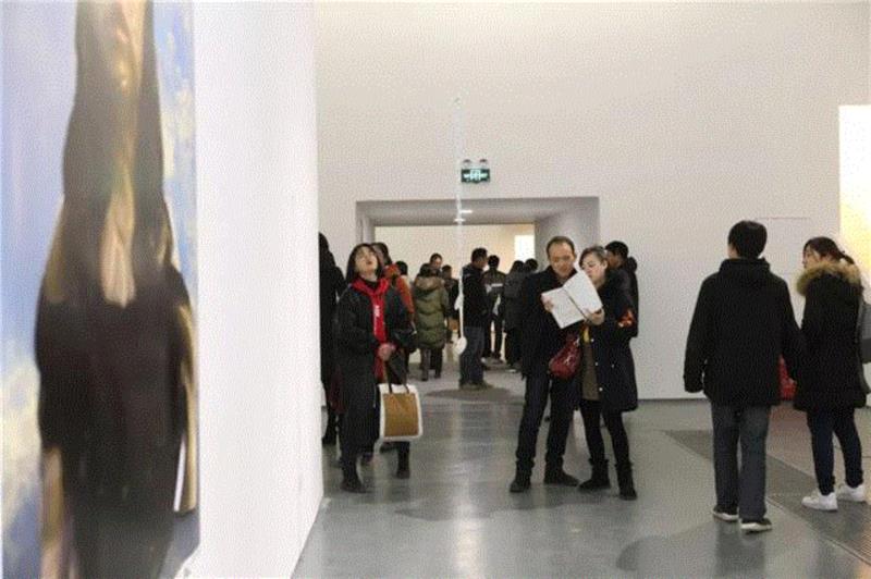 现场回顾 |“李维伊:个人陈述” 表与里、现象与本质、真实与虚构在此接受拷问,李维伊,虚构,蜂巢,蜂巢当代艺术中心,生成,Hive,HBP,同济大学,Beijing,Center