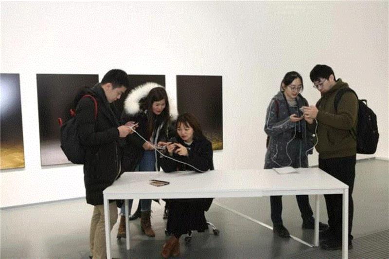 ▲ 展览现场 ,现场回顾 |“李维伊:个人陈述” 表与里、现象与本质、真实与虚构在此接受拷问,李维伊,虚构,蜂巢,蜂巢当代艺术中心,生成,Hive,HBP,同济大学,Beijing,Center