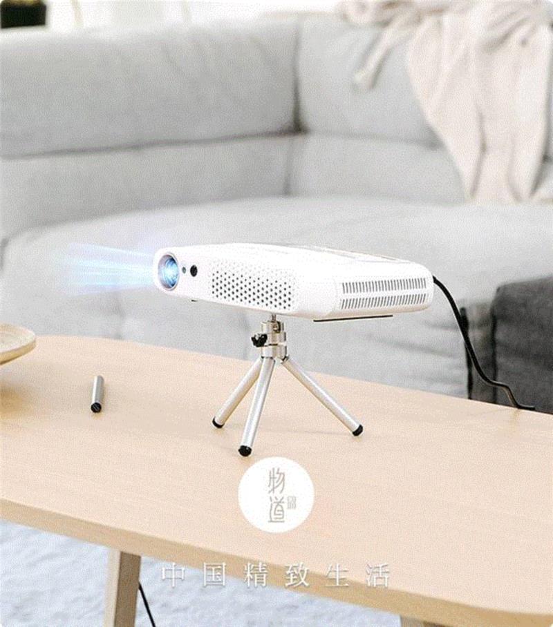 墙壁一秒变触屏？开会、看电影、画画爽翻了,看电影,墙壁,画画,投影,投影仪,电脑,办公,科技,操作,视频