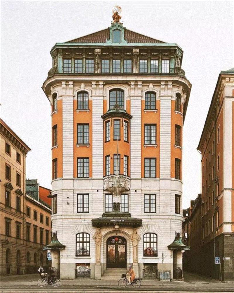 ▲&nbsp;Stockholm&nbsp;·&nbsp;Skeppsbron 18,一份实用的韦斯·安德森式的旅行清单,实用,韦斯·安德森,旅行,建筑,酒店,韦斯,音乐,巴黎,意大利,安德森