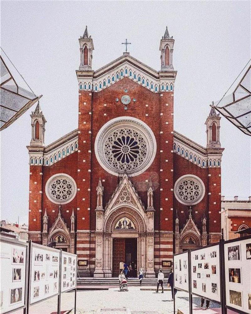 ▲&nbsp;Istanbul&nbsp;·&nbsp;St. Anthony of Padua,一份实用的韦斯·安德森式的旅行清单,实用,韦斯·安德森,旅行,建筑,酒店,韦斯,音乐,巴黎,意大利,安德森