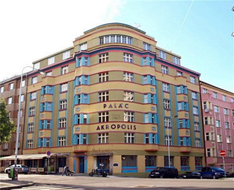 ▲&nbsp;Prague&nbsp;·&nbsp;Palác Akropolis,一份实用的韦斯·安德森式的旅行清单,实用,韦斯·安德森,旅行,建筑,酒店,韦斯,音乐,巴黎,意大利,安德森