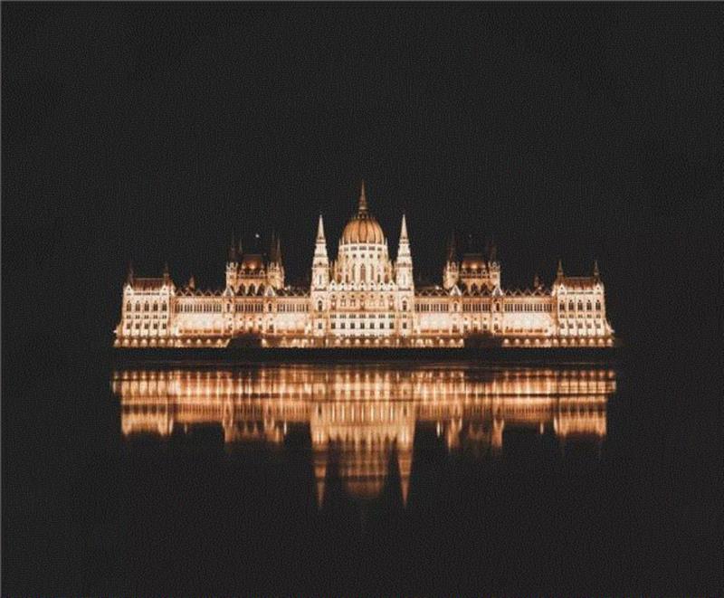 ▲&nbsp;Budapest&nbsp;·&nbsp;Hungarian Parliament B
