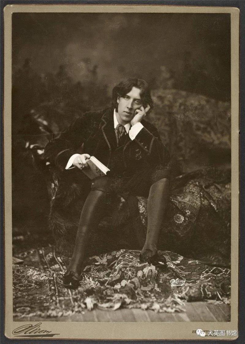 ▲ 奥斯卡·王尔德肖像（1882年，纽约） ? British Library 