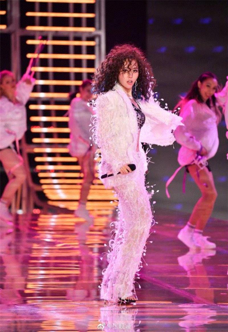 专辑 ▎张靓颖凭什么可以献唱维密大秀？,张靓颖,维密,专辑,音乐,海豚音,歌手,舞台,格莱美,亚洲,颁奖