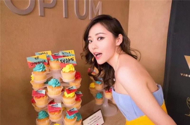 &nbsp;,专辑 ▎张靓颖凭什么可以献唱维密大秀？,张靓颖,维密,专辑,音乐,海豚音,歌手,舞台,格莱美,亚洲,颁奖