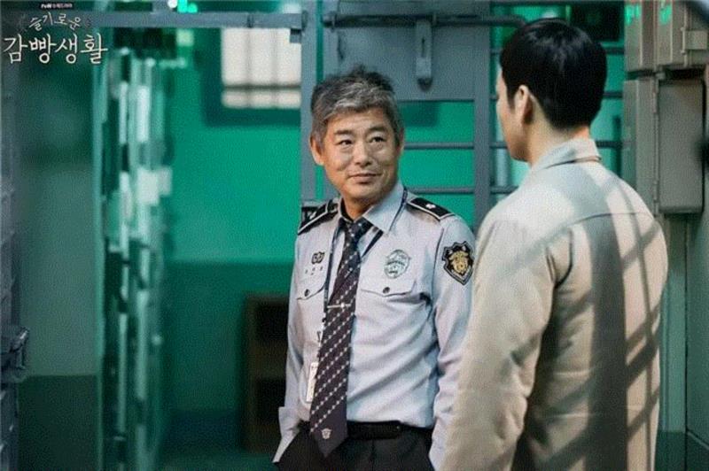 《请回答1988》导演新作！9.1分爆笑上演监狱牢友记,导演,监狱,新作,豆瓣,申源浩,黑色幽默,棒球,选手,金济赫,人情