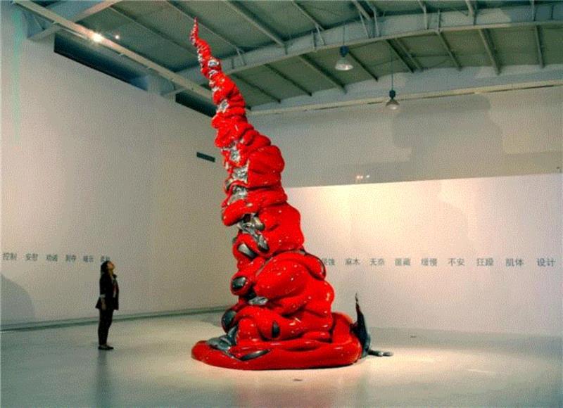 《软暴力》不锈钢 &nbsp; 330×330×600cm &nbsp; 2007-2011&nbs