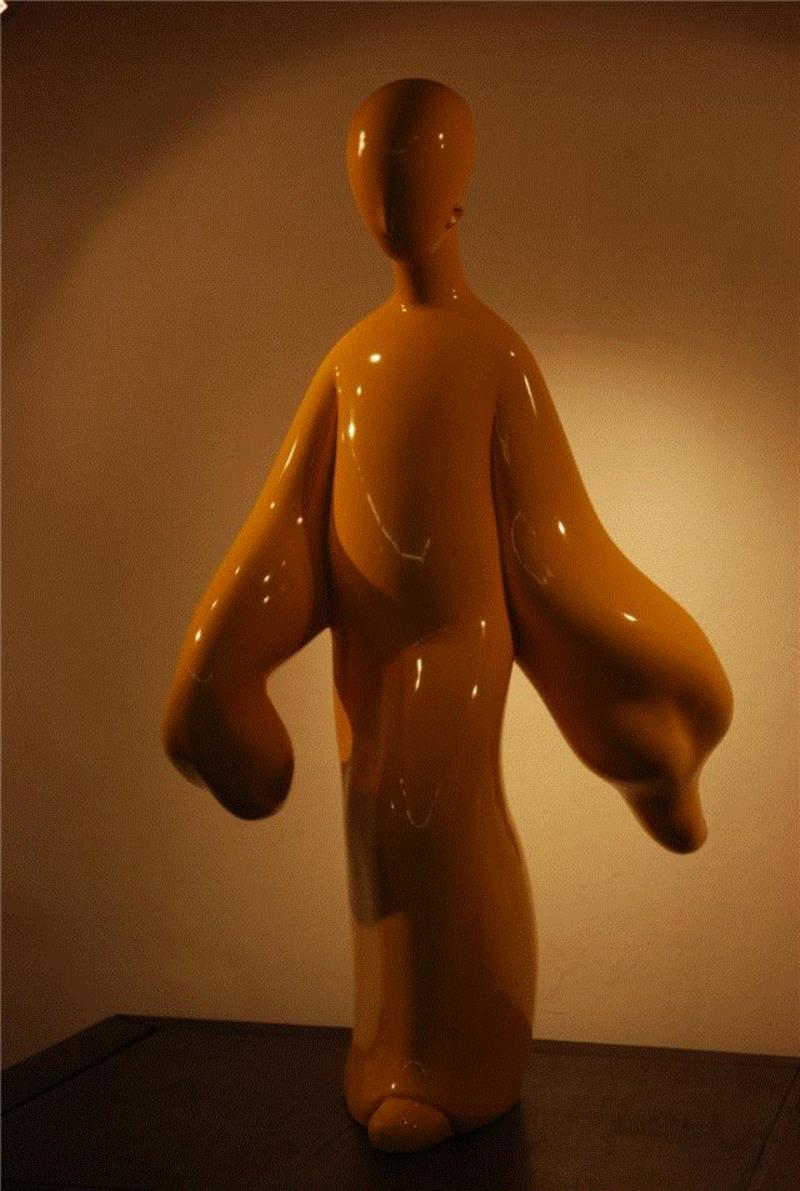 《紫禁城》玻璃钢 &nbsp;98×45×50cm &nbsp; 2004,【因赛艺术】高孝午：“再生”，回到自然的幻化,高孝午,再生,不锈钢,玻璃钢,图式,梦想,蜻蜓,符号,厦门,鲤鱼