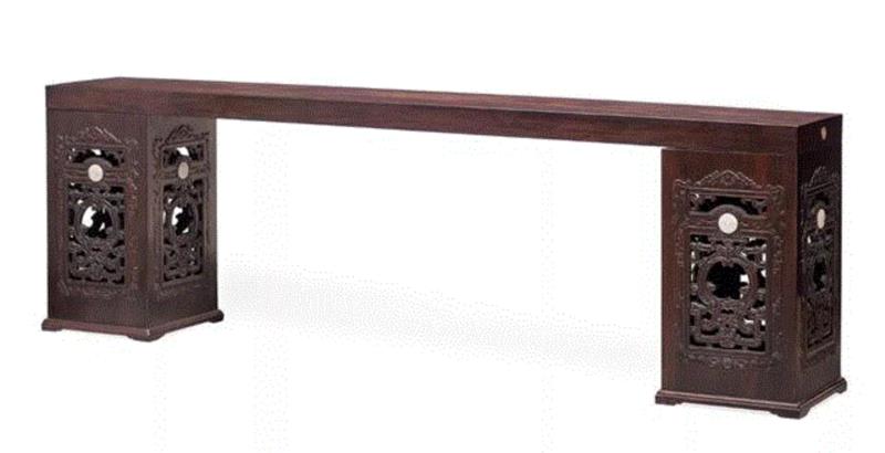 5204,【嘉德秋拍】清隽明朗 · 拟古烁今 | 工艺品部两大家具专场,家具,嘉德秋拍,清隽,明朗,工艺品,紫檀,纹饰,浮雕,黄花梨,衣箱