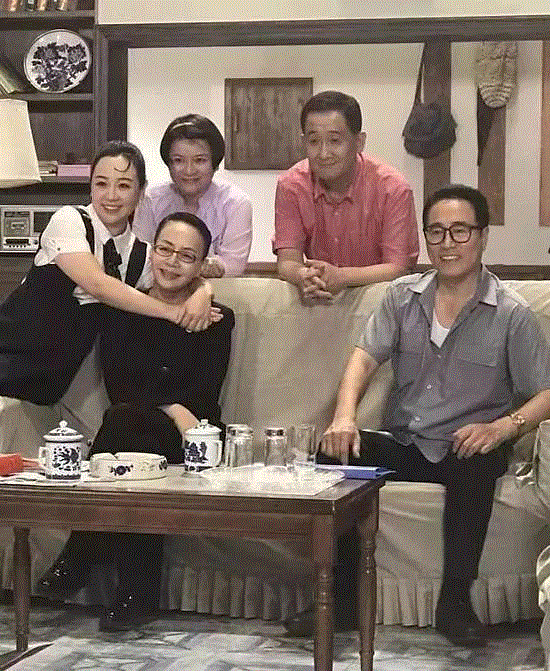 ——此文献给《我家我家》全体主创和全球家迷,24年了,我再没看过这么好看的国产情景喜剧,喜剧,我家,编剧,导演,台词,演员,坏人,电视剧,评论,岁数