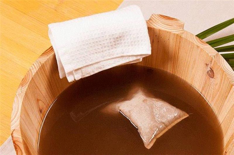 用它泡脚10分钟，风湿、体寒、失眠、痛经都好多了！,风湿,失眠,痛经,瑶族,安神,驱寒,泡脚,气血,全身,药包