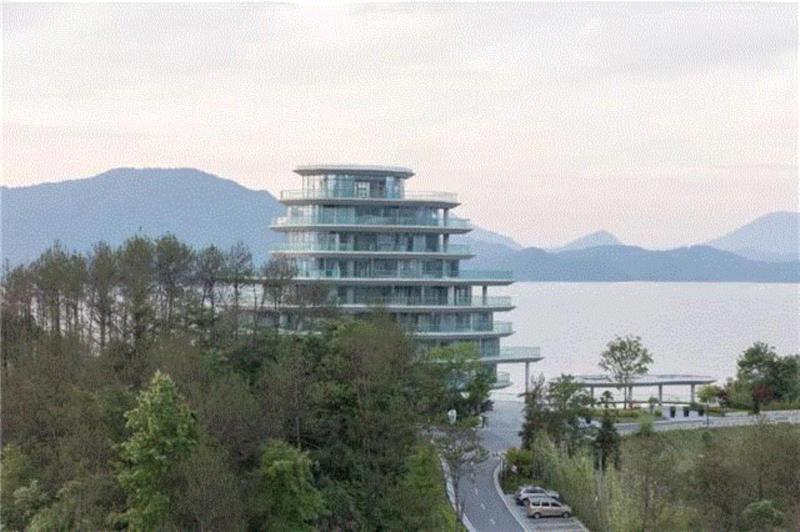 ? Laurian Ghinitoiu,MAD 新作:黄山太平湖公寓,凌驾于自然之中的“建筑山峦”,建筑,公寓,黄山,MAD,新作,山峦,Ghinitoiu,Laurian,马岩松,太平