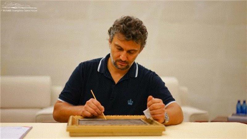 微信节目单丨最炙手可热“歌剧男神”乔纳斯·考夫曼广州首秀！,歌剧,节目单,男神,乔纳斯·考夫曼,广州,考夫曼,男高音,音乐,广州大剧院,音乐会