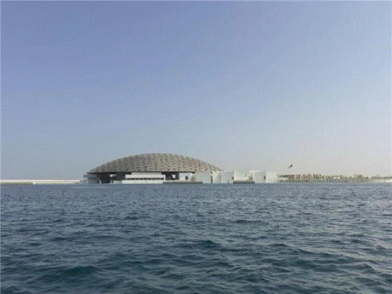 ? Roland Halbe,抛开巨大镂空钢结构,细究让·努维尔“卢浮宫”的建筑群和构造细部,构造,镂空,让·努维尔,卢浮宫,建筑群,细部,建筑,穹顶,博物馆,阿布扎比卢浮宫
