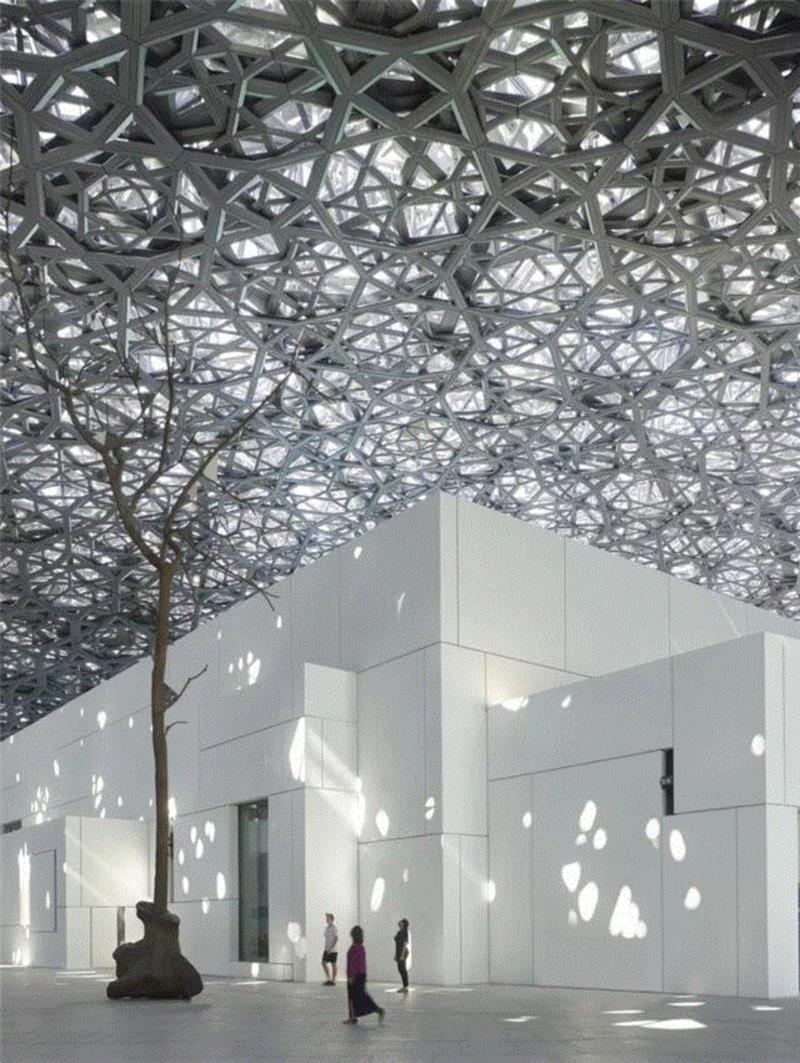 ? Roland Halbe,抛开巨大镂空钢结构,细究让·努维尔“卢浮宫”的建筑群和构造细部,构造,镂空,让·努维尔,卢浮宫,建筑群,细部,建筑,穹顶,博物馆,阿布扎比卢浮宫