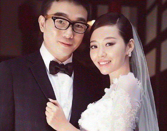 张靓颖：幸福是做爱做的事，用飞蛾扑火的方式,张靓颖,飞蛾,扑火,冯珂,音乐,女孩,MTV,唱歌,爱情,艺人