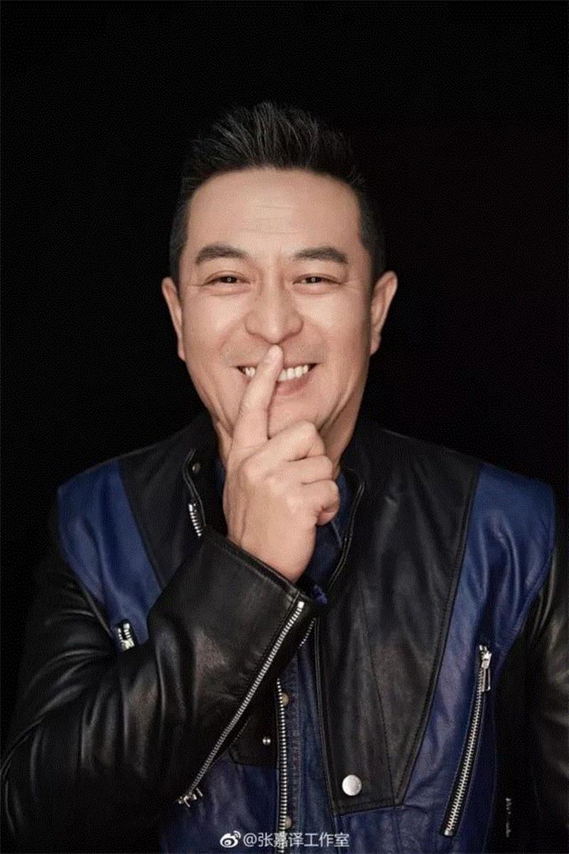 人物 ▎张嘉译：成熟的男人自带魅力，不需要任何语言的装饰,张嘉,男人,人物,装饰,演员,女儿,宋思明,医生,急诊科,使命