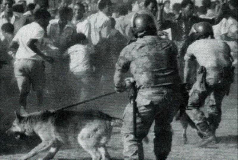 【OCAT Shanghai|About Works】On Translation: El aplauso,aplauso,Translation,OCAT,Shanghai|About,Works,unpredictability,media,audience,installation,are