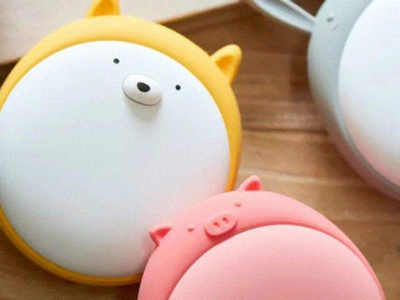 外壳用的是日本进口颜料涂层，不仅颜色更真实鲜艳，而且耐刮防划。,是个暖手宝，也是个充电宝，冬天少不了,充电,发热,Martube,留言,熊本熊,特惠,外形,厂家,指导价,指示灯