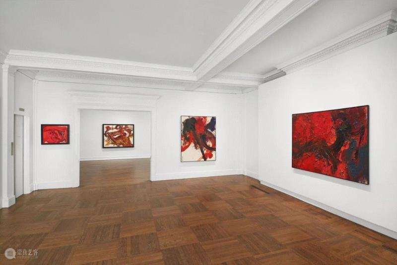 ▲白发一雄的展览现场，图片来源：穆钦画廊,顶峰已过？还难说！谁在推动白发一雄及具体派的市场浮沉 ,台北国际艺术博览会,艺术市场,具体派,白发一雄,1028217