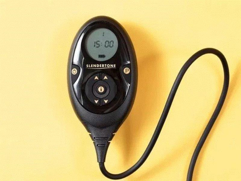 长按控制器左边的开关键打开，右边的按钮“P”用于调节模式，“上下”三角按键用于调节腰带强度。,躺了半个月，竟然躺出了性感腹肌,腹肌,肌肉,腹部,腰带,蓝彤,腹带,马甲,电流,强度,锻炼