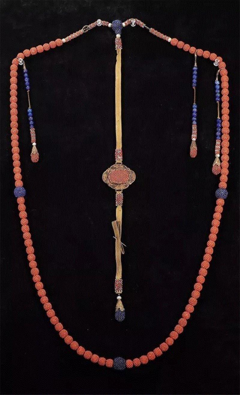 &nbsp; &nbsp;清朝，作为中国这片土地上最后一个封建帝国，给我们留下了诸多回忆。每每想起清