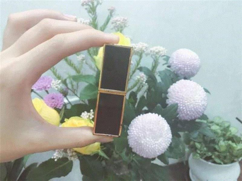 什么样的口红，价值10000元？,口红,钱包,彩妆,黑色,实验室,唇膏,洛丽塔,免费,注册,少女