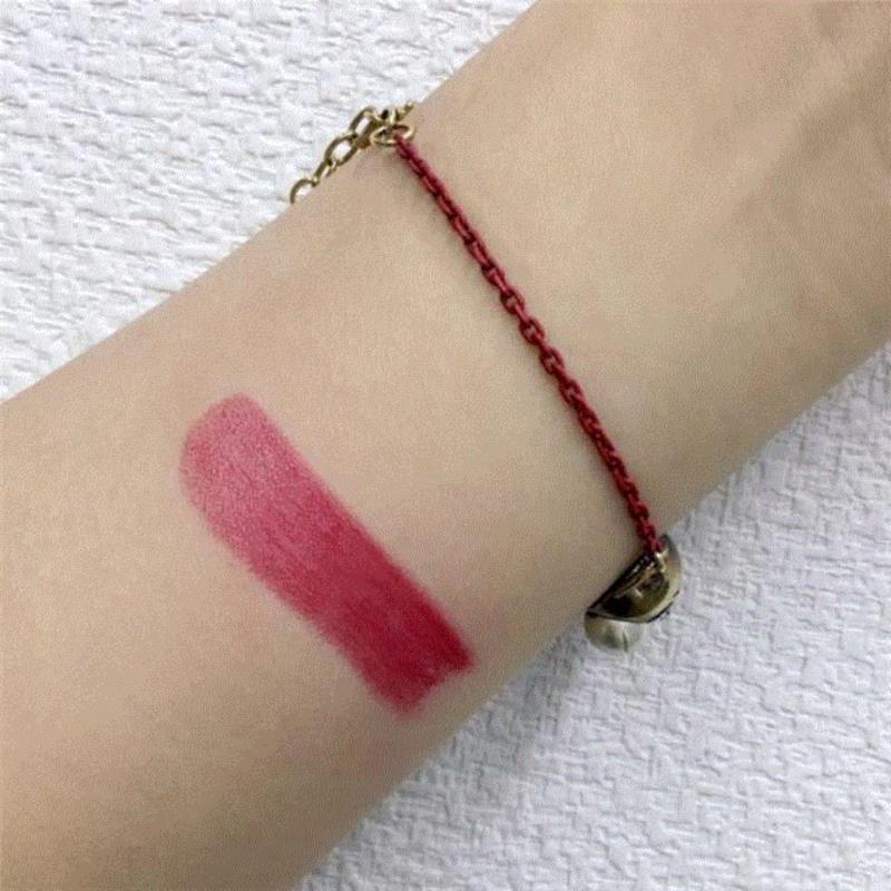 什么样的口红，价值10000元？,口红,钱包,彩妆,黑色,实验室,唇膏,洛丽塔,免费,注册,少女