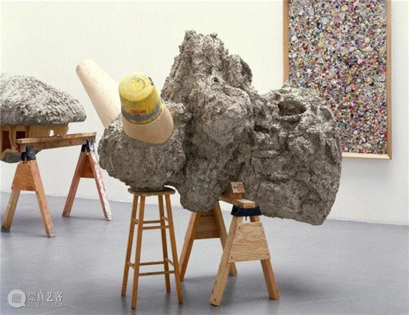 迈克·凯利：挑衅世俗审美框架，后现代主义的重新占有者,迈克·凯利,世俗,审美,框架,后现代主义,凯利,迈克,记忆,豪瑟沃斯,Mike