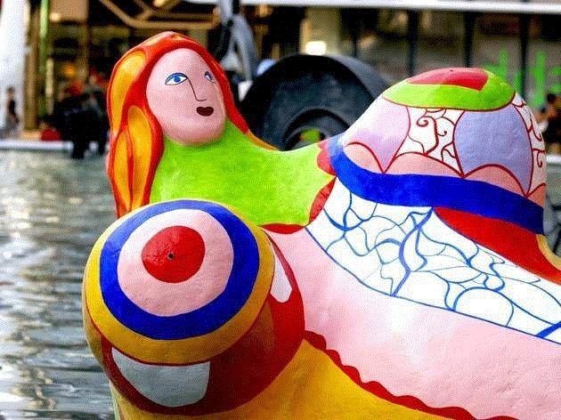 幼时被父亲性侵，长大后靠画画治愈，终成一代传奇女权主义艺术家,父亲,幼时,长大,画画,治愈,传奇,女权主义艺术家,妮基,桑法勒,丁格利