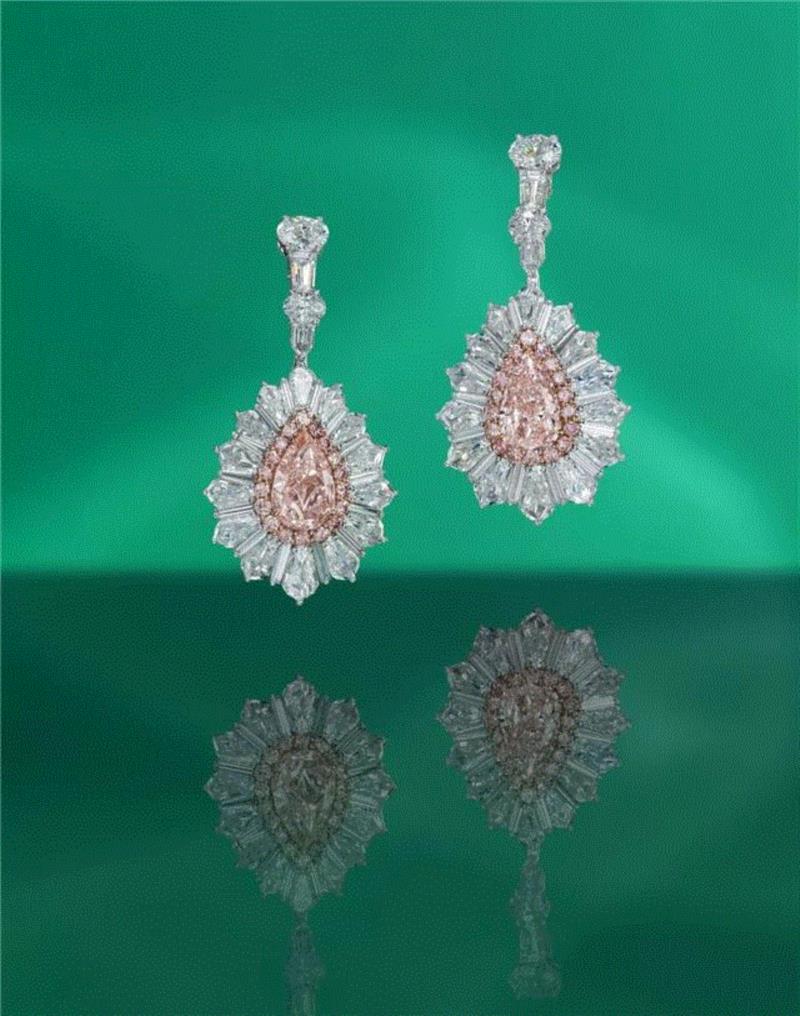 4.02及3.39克拉梨形淡彩粉紅色鑽石耳墜,佳士得香港秋拍瑰麗珠寶及翡翠首飾精選拍品搶先看,拍品,佳士得香港,翡翠,秋拍,香港,戒指,拍賣,水晶,珍珠,本季