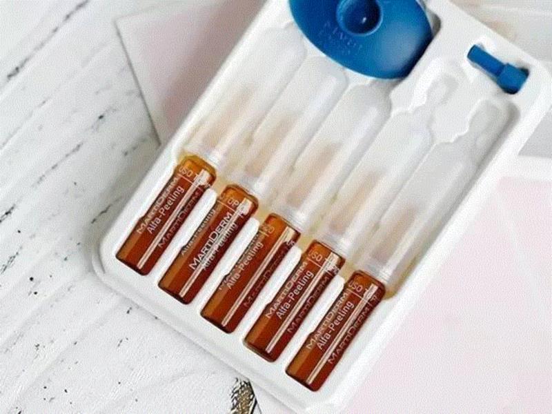 可溶性胶原蛋白能够直接作用到肌底，修复受损细胞、促进肌肤自身胶原蛋白生成，让皮肤变得细腻有弹性、健康