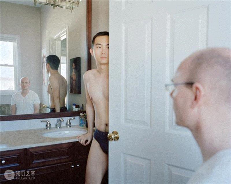 除了拍摄之外，你平时还会做什么？,影楼 | 徐冠宇用摄影挑战白人对亚裔男性的刻板印象,徐冠宇,摄影,亚裔,男性,挑战,白人,Another,美国,身份,One