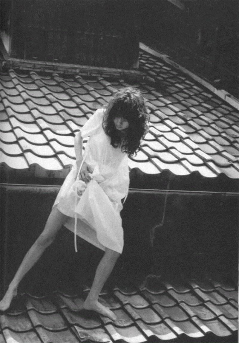 宝生舞，1996,@RT U | 摄影有多简单，就有多复杂,摄影,@RT,筱山纪信,写真,少女,人体,Santa,中性,徐淳刚,筱山