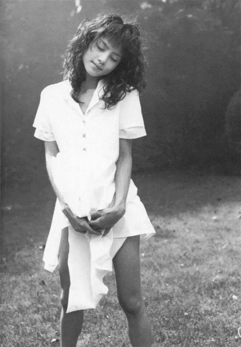 宝生舞，1996,@RT U | 摄影有多简单，就有多复杂,摄影,@RT,筱山纪信,写真,少女,人体,Santa,中性,徐淳刚,筱山