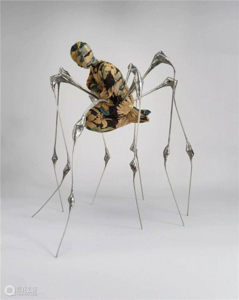 ▲ 路易斯·布尔乔亚，《蜘蛛》（Spider），2003，不锈钢 挂毯，59.7 x 71.1 x 