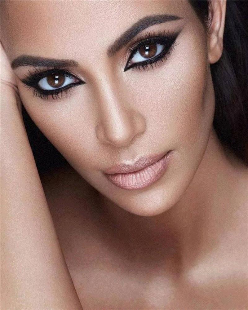 《花花公子》的封面女郎 | kim kardashian,花花公子,封面女郎,kim,kardashian,回复,陶艺,琅沐创意年代,陶瓷,中国风,人体艺术